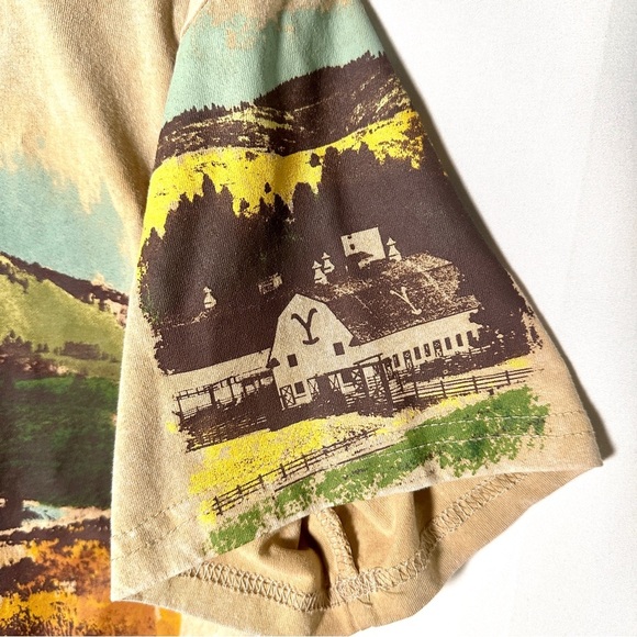 🌵 Yellowstone “Dutton Ranch” Graphic Tee, Vintage Wash (M) Sand/Tan, Western - Picture 9 of 11